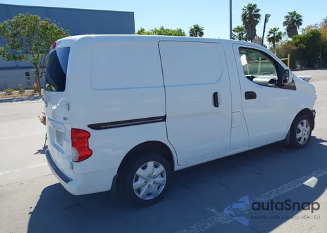 2015 Nissan Nv200 Sv from USA, damaged, VIN 3N6CM0KN7FK716564